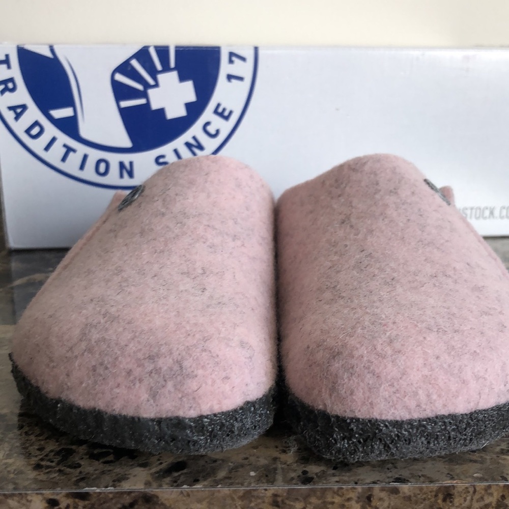 Birkenstock Pink Kids Slip-On Clog worn 3 times - Picture 4 of 13